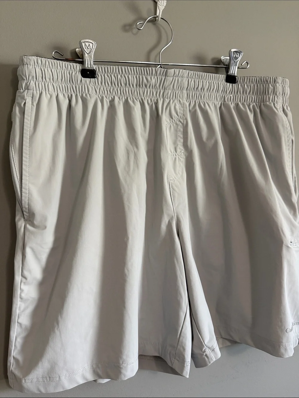 Outdoor Voices - Men's Light Cream Athletic Hybrid Shorts - Large